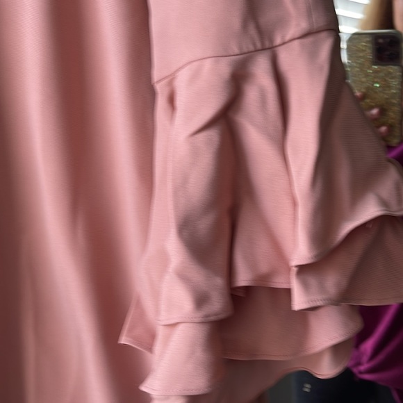 Alexis - Picture 2 of 6